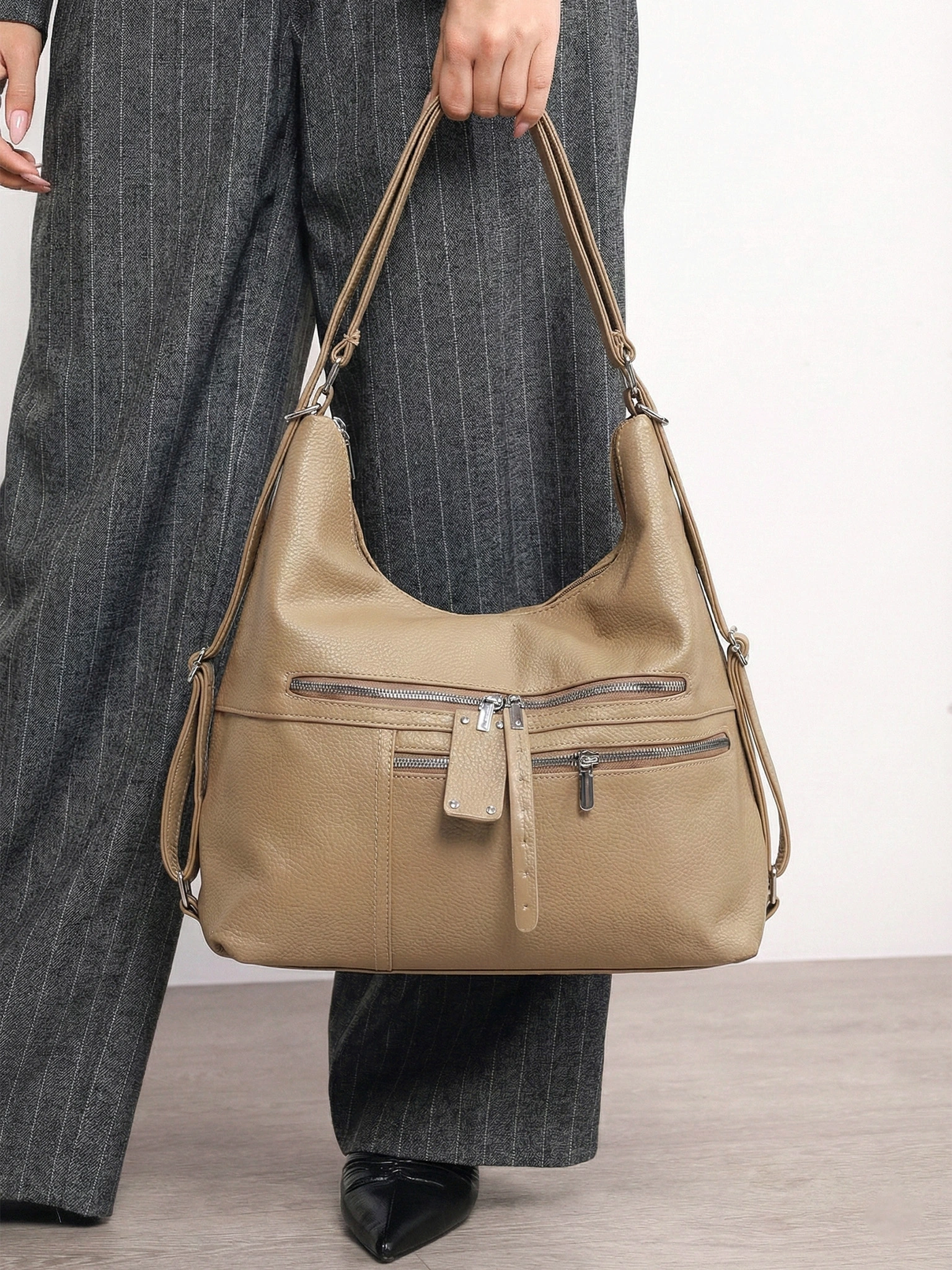 Сумка-шоппер с декоративными пуллерами в ассортименте